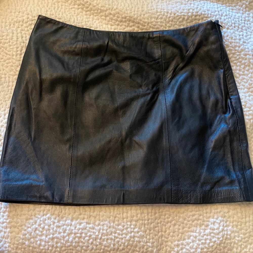 La MARQUE leather mini skirt
